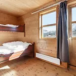 Skiers 2 - Saga Apartament